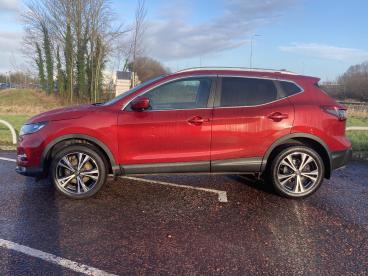 SPOTICAR Nissan Qashqai 1.5 Dci N-connecta Euro 6 (s/s) 5dr Used Car - Suv Diesel Red - Portadown - 1200515242_3