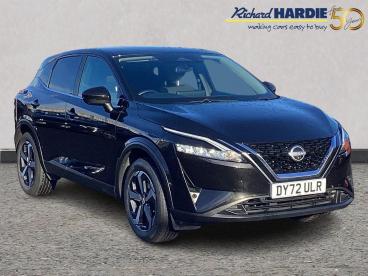 SPOTICAR Nissan Qashqai 1.3 Dig-t Mhev N-connecta Euro 6 (s/s) 5dr Used Car - Suv Hybrid Black - Wallsend - 1200517186_1