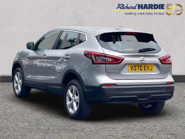 SPOTICAR Nissan Qashqai 1.3 Dig-t Acenta Premium Euro 6 (s/s) 5dr Used Car - Suv Petrol Silver - Ashington - 1200526913_2