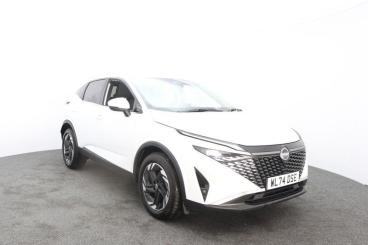 SPOTICAR Nissan Qashqai 1.3 Dig-t Mhev N-connecta Euro 6 (s/s) 5dr Used Car - Suv Hybrid White - Truro - 1200535393_1