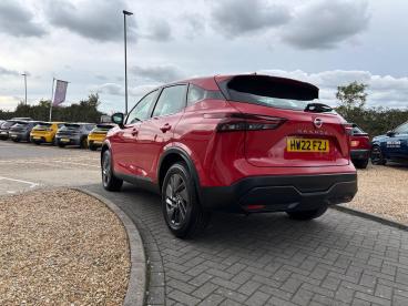 SPOTICAR Nissan Qashqai 1.3 Dig-t Mhev Acenta Premium Euro 6 (s/s) 5dr Used Car - Suv Hybrid Red - Ryde - 1200543045_4