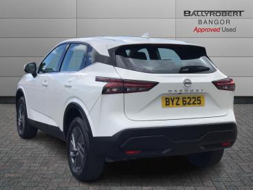 SPOTICAR Nissan Qashqai 1.3 Dig-t Mhev Acenta Premium Xtron Euro 6 (s/s) 5 Used Car - Suv Hybrid White - Bangor - 1200549226_2