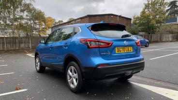 SPOTICAR Nissan Qashqai 1.3 Dig-t Acenta Premium Euro 6 (s/s) 5dr Used Car - Suv Petrol Blue - Walton On Thames - 1200553040_5