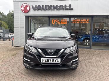 SPOTICAR Nissan Qashqai 1.5 Dci N-connecta Euro 6 (s/s) 5dr Used Car - Suv Diesel Black - High Wycombe - 1200555403_2