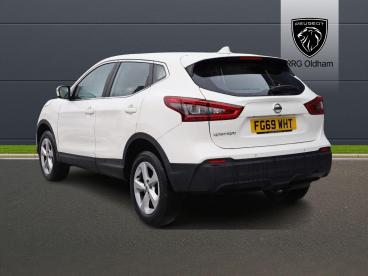 SPOTICAR Nissan Qashqai 1.5 Dci Acenta Premium Euro 6 (s/s) 5dr Used Car - Suv Diesel White - Oldham - 1200567330_3