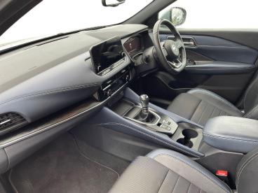 SPOTICAR Nissan Qashqai 1.3 Dig-t Mhev Tekna Euro 6 (s/s) 5dr Used Car - Suv Hybrid Grey - Ashington - 1200567691_3