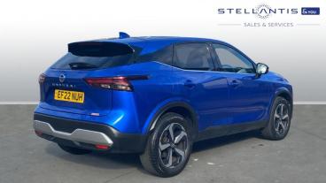 SPOTICAR Nissan Qashqai 1.3 Dig-t Mhev N-connecta Xtron Euro 6 (s/s) 5dr Used Car - Suv Hybrid Blue - Romford - 1200581611_3