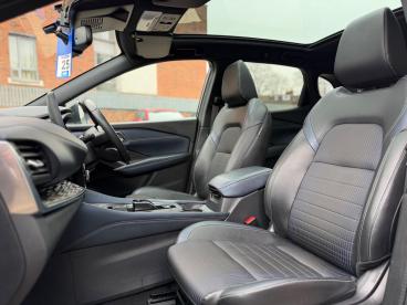 SPOTICAR Nissan Qashqai 1.5 H E-power Tekna Auto Euro 6 (s/s) 5dr Used Car - Suv Hybrid Black - Warwick - 1200584023_4