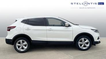 SPOTICAR Nissan Qashqai 1.3 Dig-t Acenta Premium Dct Auto Euro 6 (s/s) 5dr Used Car - Suv Petrol White - Liverpool - 1200587412_2