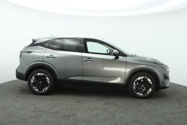 SPOTICAR Nissan Qashqai 1.3 Dig-t Mhev N-connecta Euro 6 (s/s) 5dr Used Car - Suv Hybrid Grey - Truro - 1200590022_2