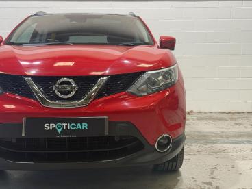 SPOTICAR Nissan Qashqai 1.6 Dci Tekna 2wd Euro 6 (s/s) 5dr Used Car - Suv Diesel Red - Carlisle - 1200592507_5