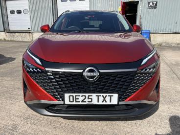 SPOTICAR Nissan Qashqai 1.3 Dig-t Mhev N-connecta Xtron Euro 6 (s/s) 5dr Used Car - Suv Hybrid Red - Pontypridd - 1200593666_2