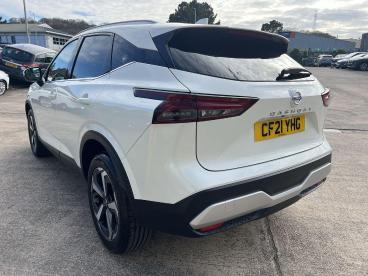 SPOTICAR Nissan Qashqai 1.3 Dig-t Mhev Premiere Edition Xtron Euro 6 (s/s) Used Car - Suv Hybrid White - Pontypridd - 1200600725_5