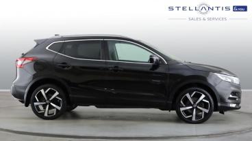 SPOTICAR Nissan Qashqai 1.5 Dci Tekna Euro 6 (s/s) 5dr Used Car - Suv Diesel Black - Birmingham - 1200613346_4