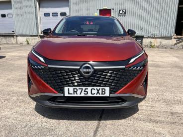 SPOTICAR Nissan Qashqai 1.3 Dig-t Mhev N-connecta Xtron Euro 6 (s/s) 5dr Used Car - Suv Hybrid Red - Pontypridd - 1200616397_2