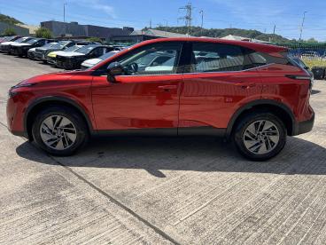 SPOTICAR Nissan Qashqai 1.5 H E-power Acenta Premium Auto Euro 6 (s/s) 5dr Used Car - Suv Hybrid Red - Pontypridd - 1200617637_4