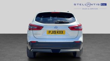 SPOTICAR Nissan Qashqai 1.3 Dig-t N-connecta Euro 6 (s/s) 5dr Used Car - Suv Petrol White - Preston - 1200618020_4