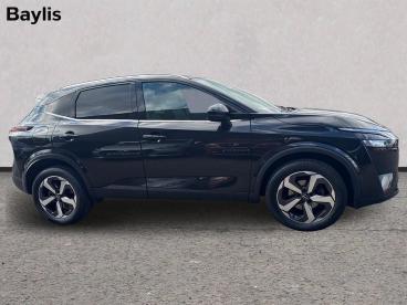SPOTICAR Nissan Qashqai 1.3 Dig-t Mhev N-connecta Euro 6 (s/s) 5dr Used Car - Suv Hybrid Black - Cheltenham - 1200619891_5