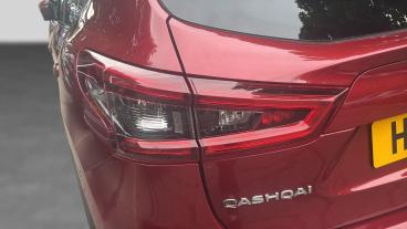 SPOTICAR Nissan Qashqai 1.3 Dig-t Tekna Dct Auto Euro 6 (s/s) 5dr Used Car - Suv Petrol Red - Nottingham - 1200621266_5
