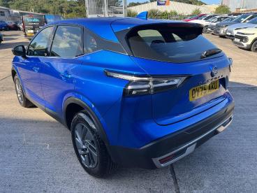 SPOTICAR Nissan Qashqai 1.3 Dig-t Mhev Acenta Premium Euro 6 (s/s) 5dr Used Car - Suv Hybrid Blue - Pontypridd - 1200625015_5