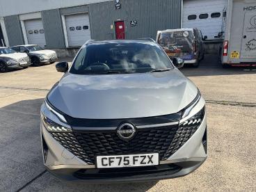 SPOTICAR Nissan Qashqai 1.3 Dig-t Mhev Tekna Euro 6 (s/s) 5dr Used Car - Suv Hybrid Silver - Pontypridd - 1200628278_2
