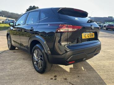 SPOTICAR Nissan Qashqai 1.3 Dig-t Mhev Acenta Premium Xtron Euro 6 (s/s) 5 Used Car - Suv Hybrid Black - Pontypridd - 1200628950_5