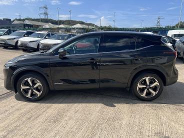 SPOTICAR Nissan Qashqai 1.5 H E-power N-connecta Auto Euro 6 (s/s) 5dr Used Car - Suv Hybrid Black - Pontypridd - 1200629391_4