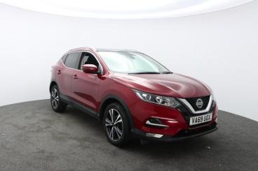 SPOTICAR Nissan Qashqai 1.3 Dig-t N-connecta Dct Auto Euro 6 (s/s) 5dr Used Car - Suv Petrol Red - Truro - 1200636238_1