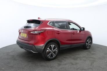 SPOTICAR Nissan Qashqai 1.3 Dig-t N-connecta Dct Auto Euro 6 (s/s) 5dr Used Car - Suv Petrol Red - Truro - 1200636238_3