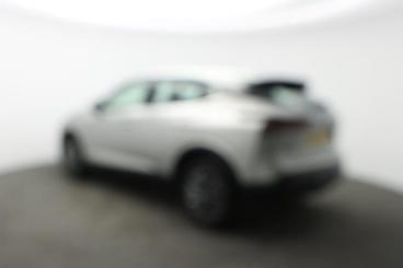 SPOTICAR Nissan Qashqai 1.3 Dig-t Mhev Acenta Premium Xtron Euro 6 (s/s) 5 Used Car - Suv Hybrid Silver - Truro - 1200636240_5