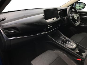 SPOTICAR Nissan Qashqai 1.3 Dig-t Mhev N-connecta Xtron Euro 6 (s/s) 5dr Used Car - Suv Hybrid Blue - Bangor - 1200639456_5