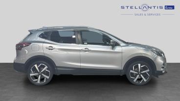 SPOTICAR Nissan Qashqai 1.2 Dig-t Tekna Euro 6 (s/s) 5dr Used Car - Suv Petrol Silver - London - 1200642358_2