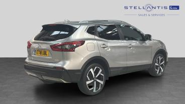 SPOTICAR Nissan Qashqai 1.2 Dig-t Tekna Euro 6 (s/s) 5dr Used Car - Suv Petrol Silver - London - 1200642358_3