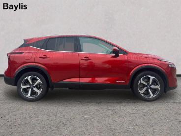 SPOTICAR Nissan Qashqai 1.5 H E-power N-connecta Auto Euro 6 (s/s) 5dr Used Car - Suv Hybrid Red - Cirencester - 1200643065_5