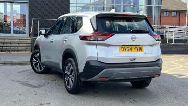 SPOTICAR Nissan X-trail 1.5 H E-power Acenta Premium Auto E-4orce Euro 6 ( Used Car - Suv Hybrid Black - Salford - 1200589984_5