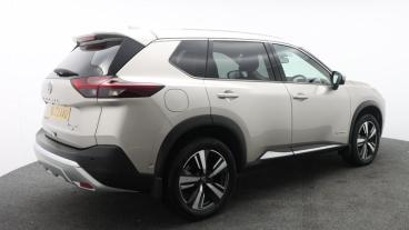 SPOTICAR Nissan X-trail 1.5 H E-power Tekna Auto E-4orce Euro 6 (s/s) 5dr Used Car - Suv Hybrid Silver - Truro - 1200590008_3