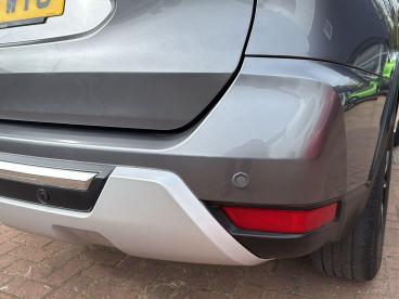 SPOTICAR Nissan X-trail 1.7 Dci Tekna Euro 6 (s/s) 5dr Used Car - Suv Diesel Grey - Letchworth - 1200594526_4