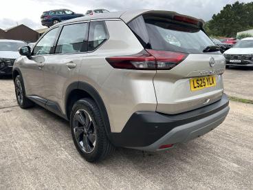 SPOTICAR Nissan X-trail 1.5 Dig-t Mhev Acenta Premium Xtron Euro 6 (s/s) 5 Used Car - Suv Hybrid Silver - Pontypridd - 1200623639_5