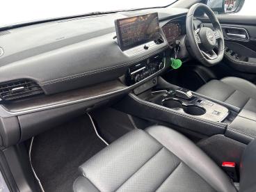 SPOTICAR Nissan X-trail 1.5 H E-power Tekna Auto Euro 6 (s/s) 5dr Used Car - Suv Hybrid Grey - Wallsend - 1200625051_3