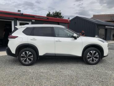 SPOTICAR Nissan X-trail 1.5 Dig-t Mhev N-connecta Xtron Euro 6 (s/s) 5dr Used Car - Suv Hybrid White - Inverness - 1200641955_3