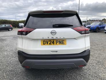 SPOTICAR Nissan X-trail 1.5 Dig-t Mhev N-connecta Xtron Euro 6 (s/s) 5dr Used Car - Suv Hybrid White - Inverness - 1200641955_5