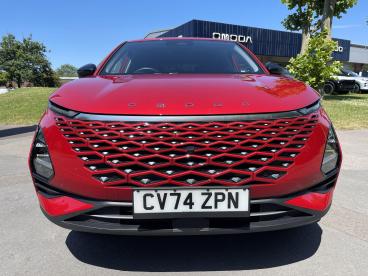 SPOTICAR Omoda 5 1.6 Tgdi Noble Dct Euro 6 (s/s) 5dr Used Car - Suv Petrol Red - Swansea - 1200617861_2