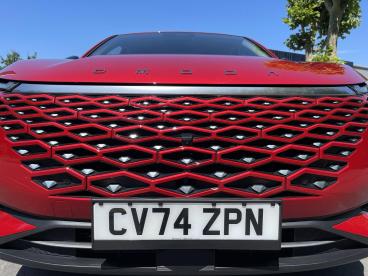 SPOTICAR Omoda 5 1.6 Tgdi Noble Dct Euro 6 (s/s) 5dr Used Car - Suv Petrol Red - Swansea - 1200617861_4