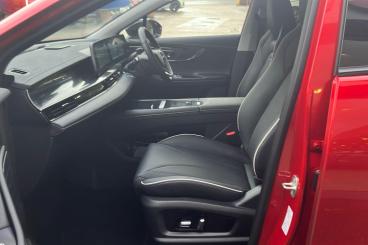 SPOTICAR Omoda 5 1.6 Tgdi Noble Dct Euro 6 (s/s) 5dr Used Car - Suv Petrol Red - Farningham - 1200620581_3