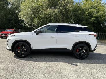 SPOTICAR Omoda 5 1.6 Tgdi Noble Dct Euro 6 (s/s) 5dr Used Car - Suv Petrol White - Camarthen - 1200624506_5