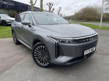 SPOTICAR Omoda 9 1.5t Shs 34.46kwh Noble Dht3 4wd Euro 6 (s/s) 5dr Used Car - Suv Plug-in Hybrid Grey - Swansea - 1200596738_1