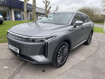 SPOTICAR Omoda 9 1.5t Shs 34.46kwh Noble Dht3 4wd Euro 6 (s/s) 5dr Used Car - Suv Plug-in Hybrid Grey - Swansea - 1200596738_3
