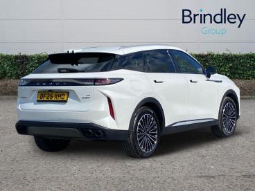SPOTICAR Omoda 9 1.5t Shs 34.46kwh Noble Dht3 4wd Euro 6 (s/s) 5dr Used Car - Suv Plug-in Hybrid White - Cannock - 1200602304_4
