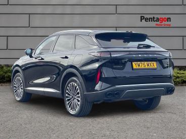 SPOTICAR Omoda 9 1.5t Shs 34.46kwh Noble Dht3 4wd Euro 6 (s/s) 5dr Used Car - Suv Plug-in Hybrid Black - Sheffield - 1200633000_2