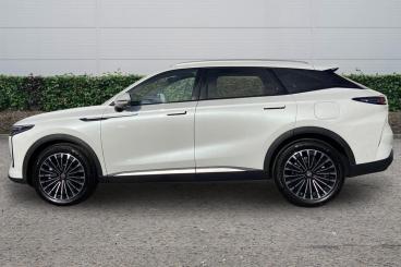 SPOTICAR Omoda C9 1.5t Shs 34.46kwh Noble Dht3 4wd Euro 6 (s/s) 5dr Used Car - Suv Plug-in Hybrid White - Cannock - 1200551692_5